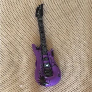 Blow up guitar
